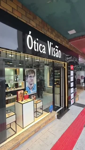 Fachada da Ótica Visão no Shopping Gemini, Centro de Lages
